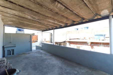 Casa à venda com 110m², 2 quartos e 3 vagasCobertura