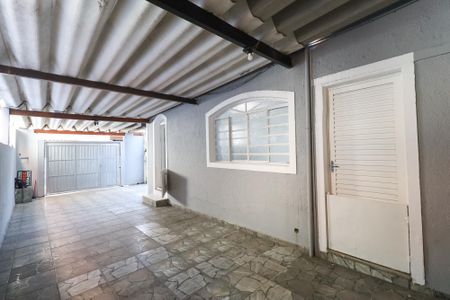 Casa à venda com 110m², 2 quartos e 3 vagasÁrea Externa