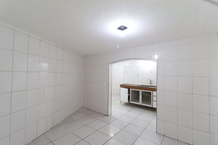 Casa à venda com 110m², 2 quartos e 3 vagasSala