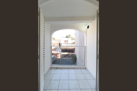 Casa à venda com 110m², 2 quartos e 3 vagasvaranda