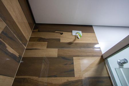 Apartamento para alugar com 120m², 2 quartos e 1 vaga Apartamento para alugar com 120m², 2 quartos e 1 vagaBanheiro da Suíte