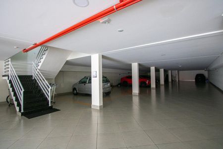 Apartamento para alugar com 120m², 2 quartos e 1 vaga Apartamento para alugar com 120m², 2 quartos e 1 vagaGaragem