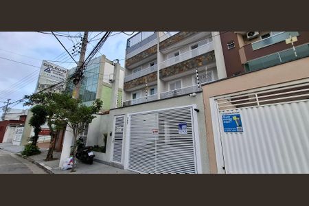 Apartamento para alugar com 120m², 2 quartos e 1 vaga Apartamento para alugar com 120m², 2 quartos e 1 vagaFachada e Placa