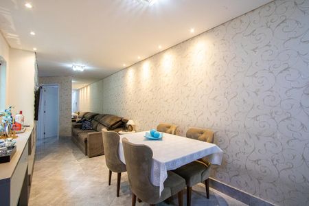 Apartamento para alugar com 120m², 2 quartos e 1 vaga Apartamento para alugar com 120m², 2 quartos e 1 vagaSala