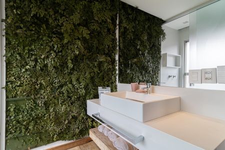 Apartamento para alugar com 70m², 1 quarto e 1 vaga Apartamento para alugar com 70m², 1 quarto e 1 vagaBanheiro da Suíte