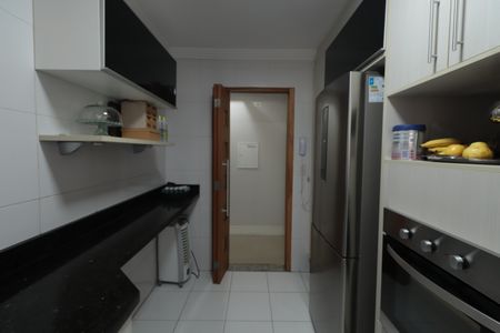 Apartamento para alugar com 84m², 2 quartos e 2 vagasCozinha