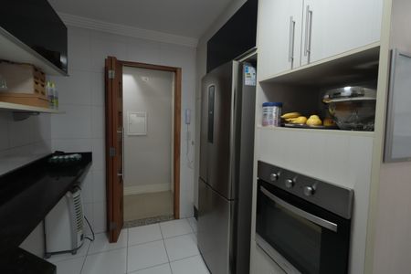 Apartamento para alugar com 84m², 2 quartos e 2 vagasCozinha