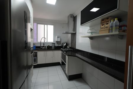 Apartamento para alugar com 84m², 2 quartos e 2 vagasCozinha