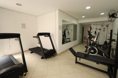 Apartamento para alugar com 84m², 2 quartos e 2 vagasÁrea comum - Academia