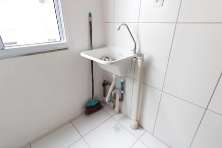 Apartamento para alugar com 44m², 2 quartos e 1 vaga Apartamento para alugar com 44m², 2 quartos e 1 vagaCozinha e Área de Serviço