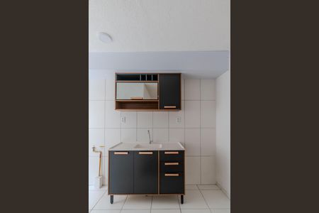 Apartamento para alugar com 44m², 2 quartos e 1 vaga Apartamento para alugar com 44m², 2 quartos e 1 vagaCozinha e Área de Serviço