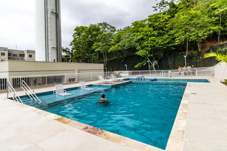 Apartamento para alugar com 44m², 2 quartos e 1 vaga Apartamento para alugar com 44m², 2 quartos e 1 vagaÁrea comum - Piscina