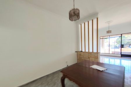 Casa para alugar com 200m², 2 quartos e 2 vagasSala de Jantar