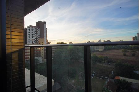 Apartamento à venda com 100m², 2 quartos e 2 vagasVaranda suíte