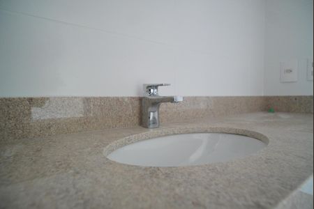 Apartamento à venda com 100m², 2 quartos e 2 vagasBanheiro