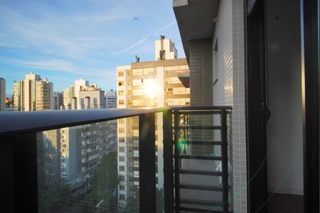 Apartamento à venda com 100m², 2 quartos e 2 vagasVaranda suíte