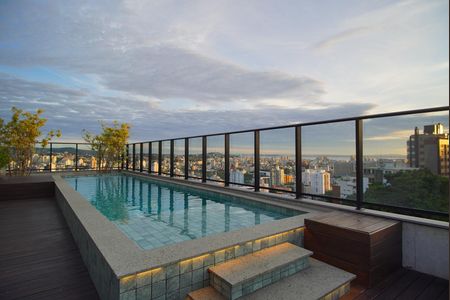 Apartamento à venda com 100m², 2 quartos e 2 vagasÁrea comum - Piscina