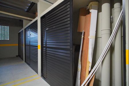 Apartamento à venda com 100m², 2 quartos e 2 vagasDepósito