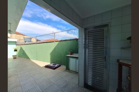Casa à venda com 111m², 2 quartos e 2 vagasÁrea Externa