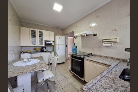 Casa à venda com 111m², 2 quartos e 2 vagasCozinha