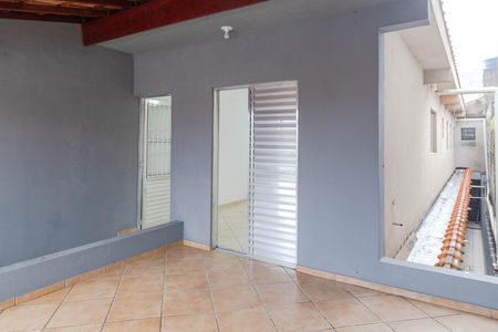 Casa para alugar com 125m², 3 quartos e sem vaga Casa para alugar com 125m², 3 quartos e sem vagaVaranda da Sala