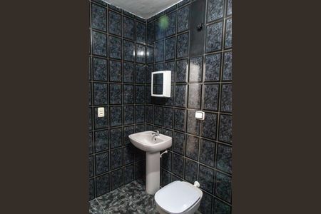 Casa para alugar com 125m², 3 quartos e sem vaga Casa para alugar com 125m², 3 quartos e sem vagaBanheiro