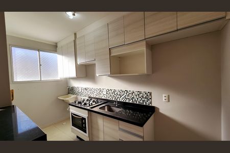 Apartamento à venda com 58m², 2 quartos e 1 vaga Apartamento à venda com 58m², 2 quartos e 1 vagaCozinha e Área de Serviço