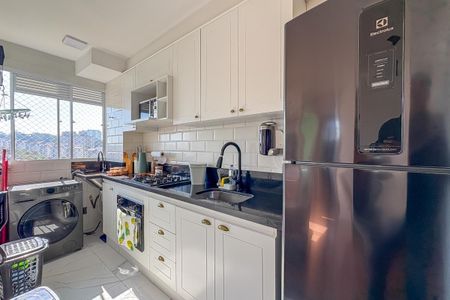Apartamento à venda com 42m², 2 quartos e sem vagaCozinha e Área de Serviço
