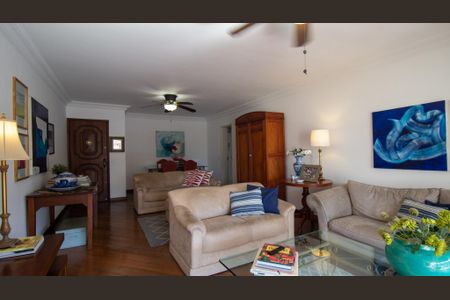 Apartamento à venda com 209m², 4 quartos e 2 vagasSala