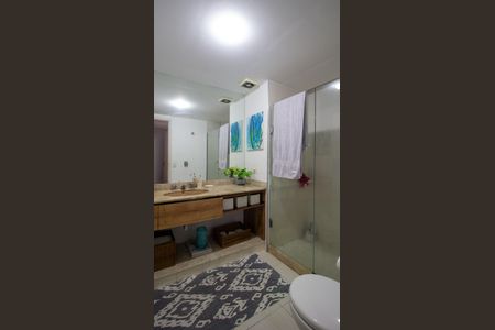 Apartamento à venda com 209m², 4 quartos e 2 vagasBanheiro Social