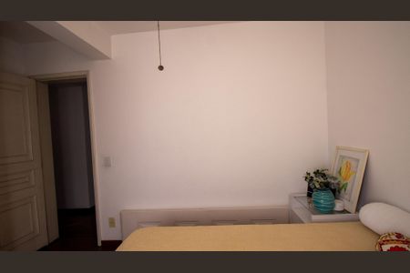 Apartamento à venda com 209m², 4 quartos e 2 vagasQuarto 1