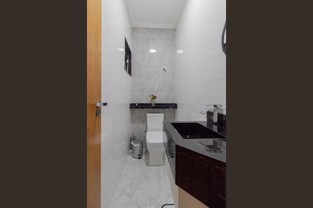 Casa à venda com 135m², 3 quartos e 3 vagasLavabo