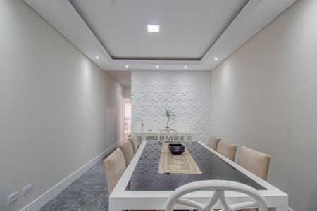 Casa à venda com 135m², 3 quartos e 3 vagasSala