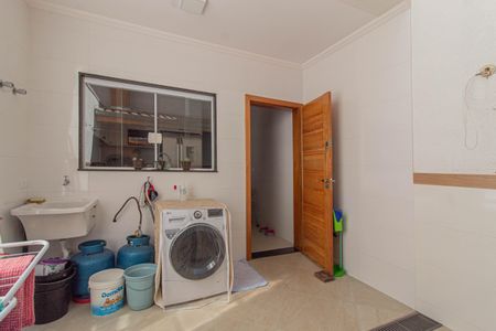 Casa à venda com 135m², 3 quartos e 3 vagasÁrea de Serviço