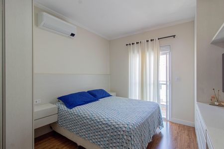 Casa à venda com 135m², 3 quartos e 3 vagasSuíte