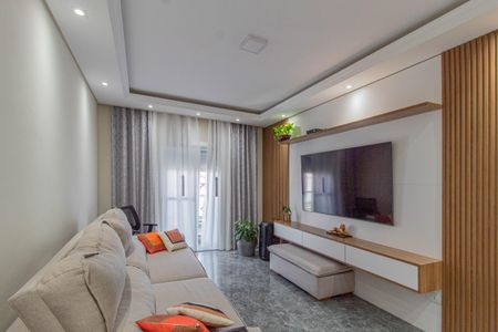 Casa à venda com 135m², 3 quartos e 3 vagasSala