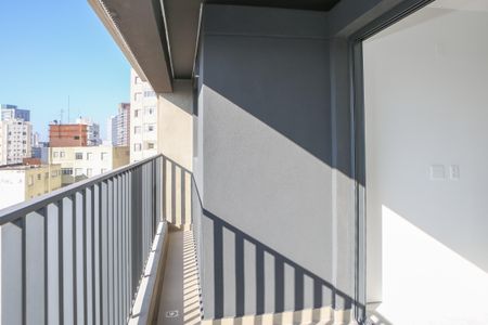 Apartamento à venda com 41m², 1 quarto e sem vagaSacada
