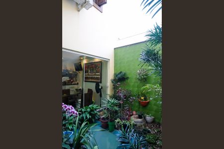 Casa à venda com 235m², 3 quartos e 4 vagasÁrea comum