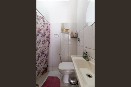 Apartamento à venda com 104m², 3 quartos e sem vaga Apartamento à venda com 104m², 3 quartos e sem vagaBanheiro social