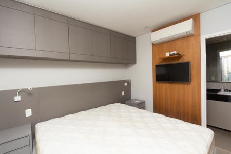 Apartamento à venda com 68m², 1 quarto e 1 vagaSuíte