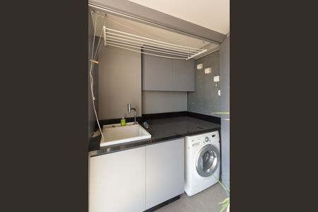 Apartamento à venda com 68m², 1 quarto e 1 vagaÁrea de Serviço