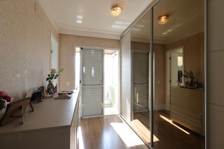 Apartamento à venda com 128m², 3 quartos e 4 vagasSuíte 2