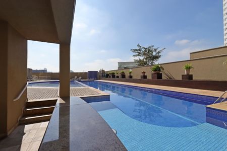 Apartamento à venda com 128m², 3 quartos e 4 vagasÁrea Comum - Piscina