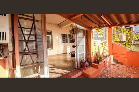 Casa à venda com 125m², 3 quartos e 3 vagas Casa à venda com 125m², 3 quartos e 3 vagasÁrea de Serviço