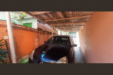 Casa à venda com 125m², 3 quartos e 3 vagas Casa à venda com 125m², 3 quartos e 3 vagasGaragem