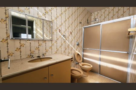 Casa à venda com 181m², 3 quartos e 4 vagasBanheiro