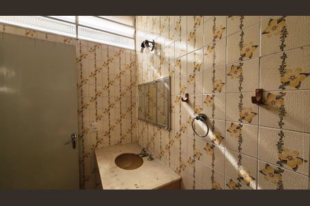 Casa à venda com 181m², 3 quartos e 4 vagasBanheiro