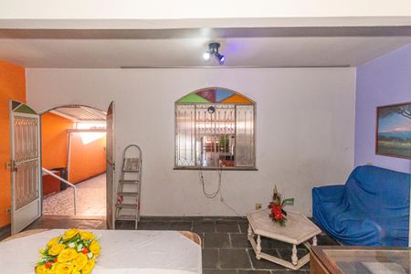 Casa para alugar com 400m², 2 quartos e 1 vagaSala