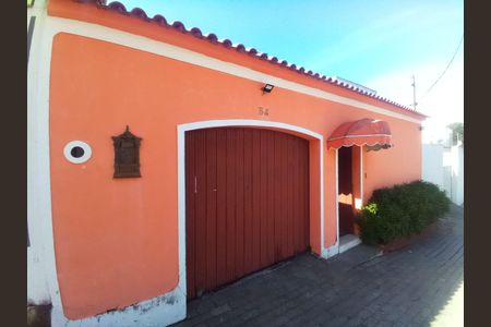 Casa para alugar com 400m², 2 quartos e 1 vagaFachada