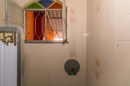 Casa para alugar com 400m², 2 quartos e 1 vagaBanheiro 2